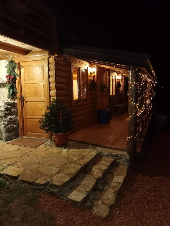 Koliba 30Svibnja Villa Perusic Exterior foto
