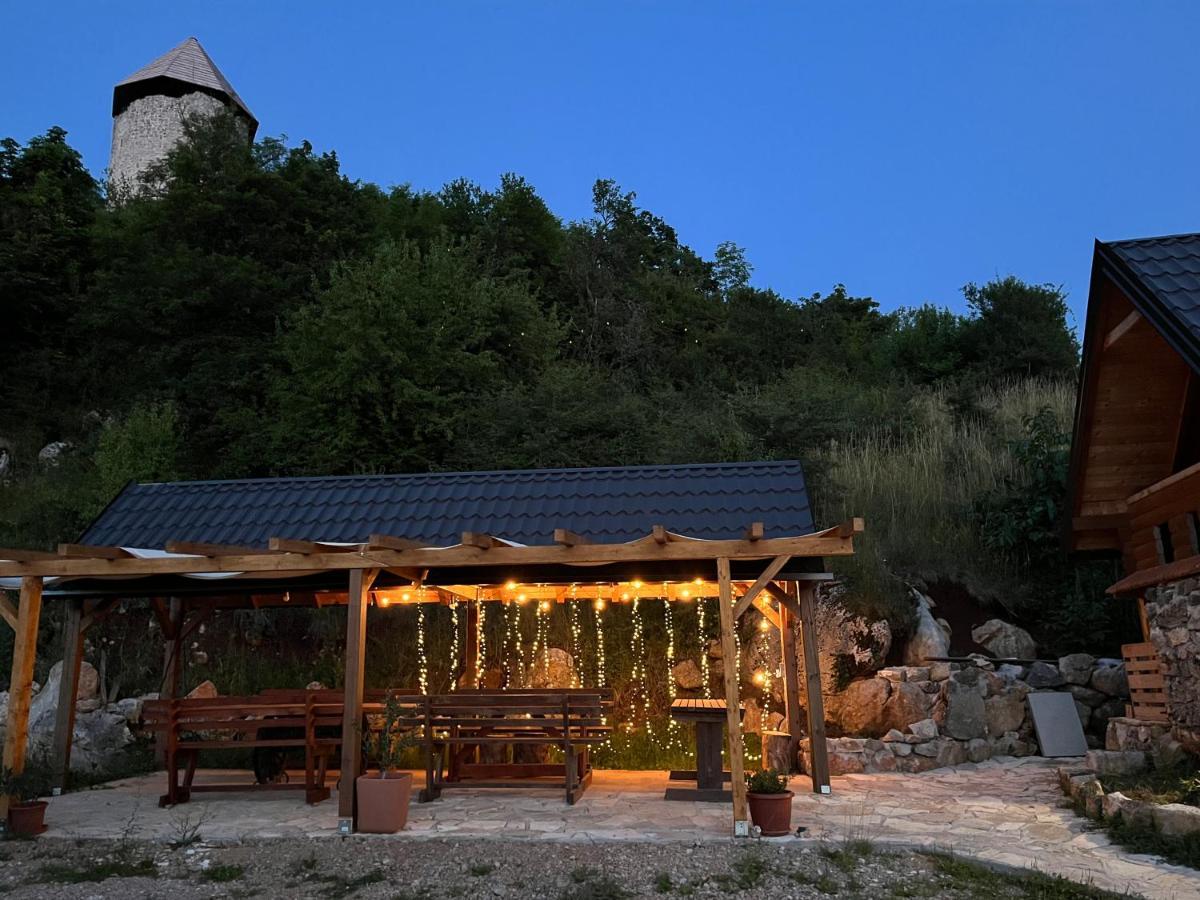 Koliba 30Svibnja Villa Perusic Exterior foto