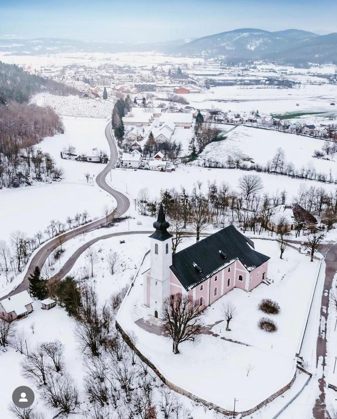 Koliba 30Svibnja Villa Perusic Exterior foto