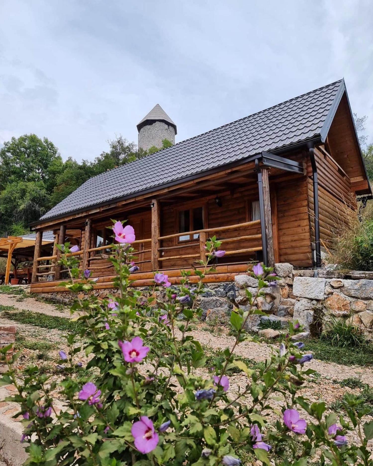 Koliba 30Svibnja Villa Perusic Exterior foto
